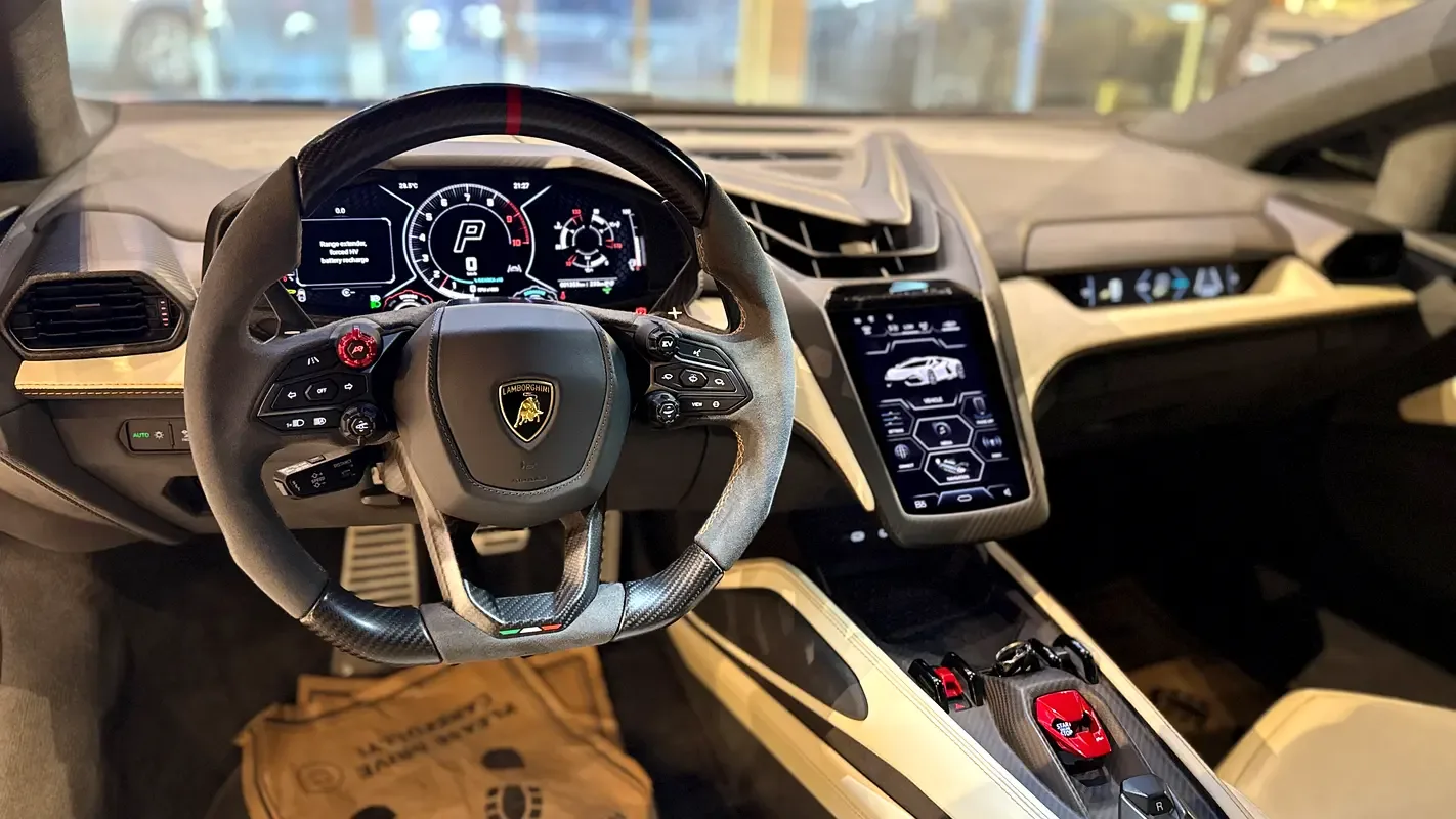 Lamborghini Revuelto 6.5 AMT 4WD (1015 حصان) - 17