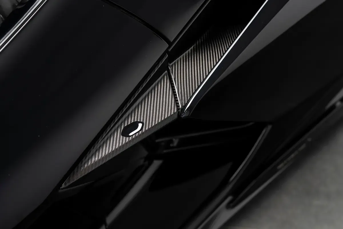 Lamborghini Revuelto 6.5 AMT 4WD (1015 hp) - 9