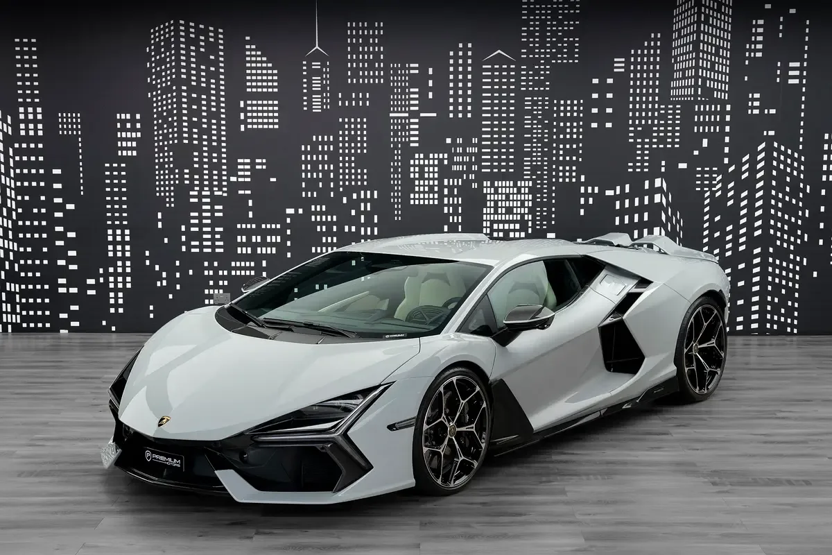 Lamborghini Revuelto 6.5 AMT 4WD (1015 حصان)
