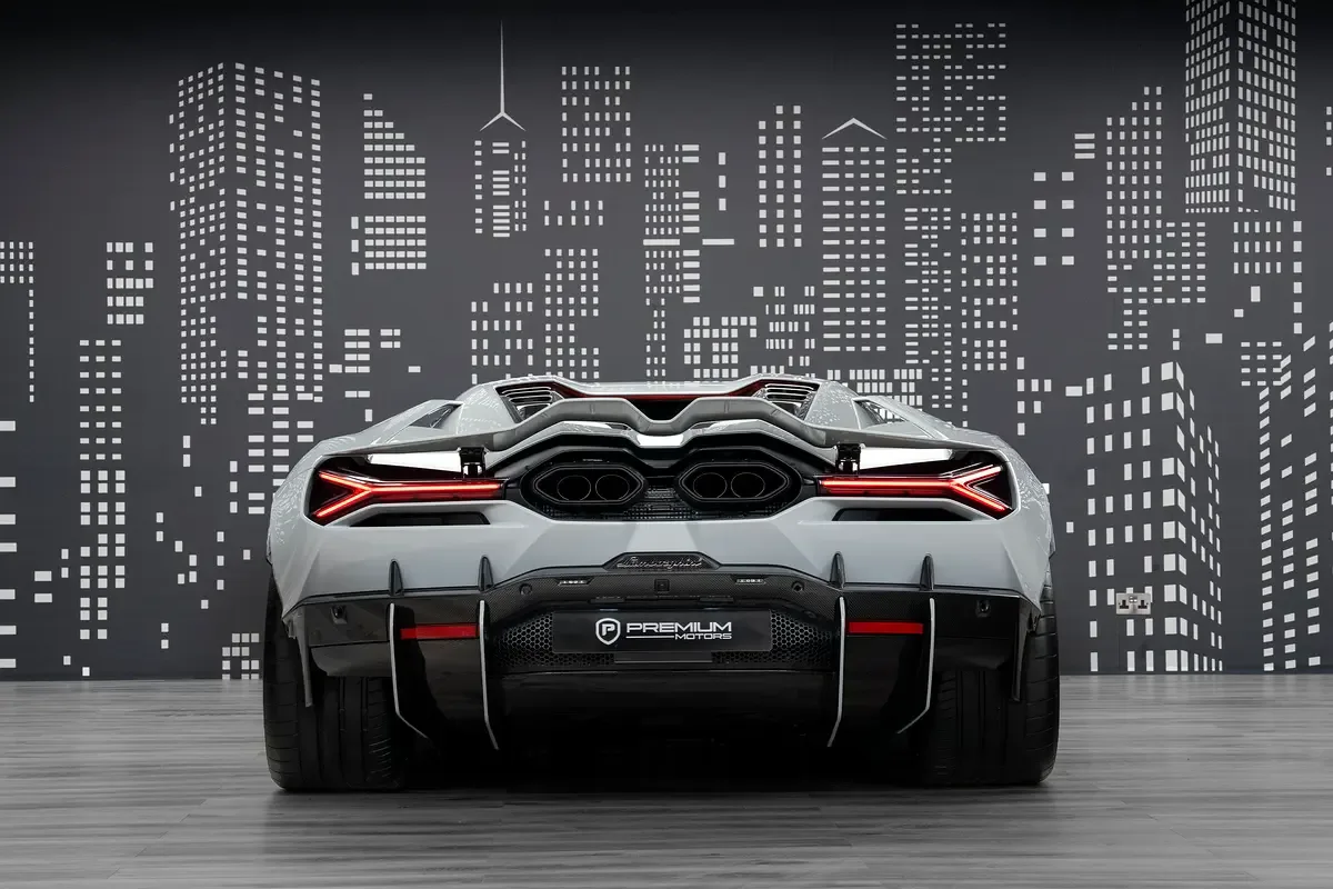 Lamborghini Revuelto 6.5 AMT 4WD (1015 حصان) - 7