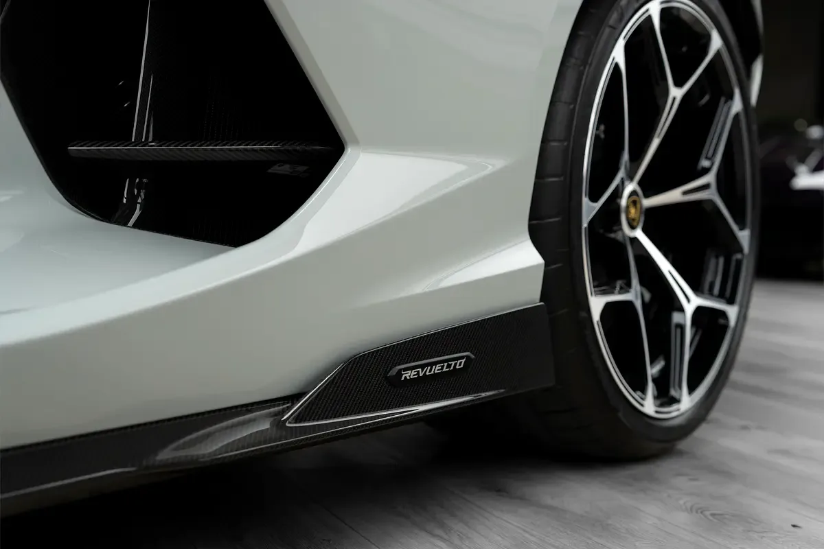 Lamborghini Revuelto 6.5 AMT 4WD (1015 حصان) - 17