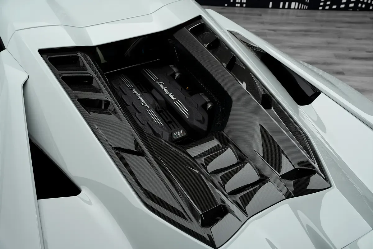 Lamborghini Revuelto 6.5 AMT 4WD (1015 حصان) - 18