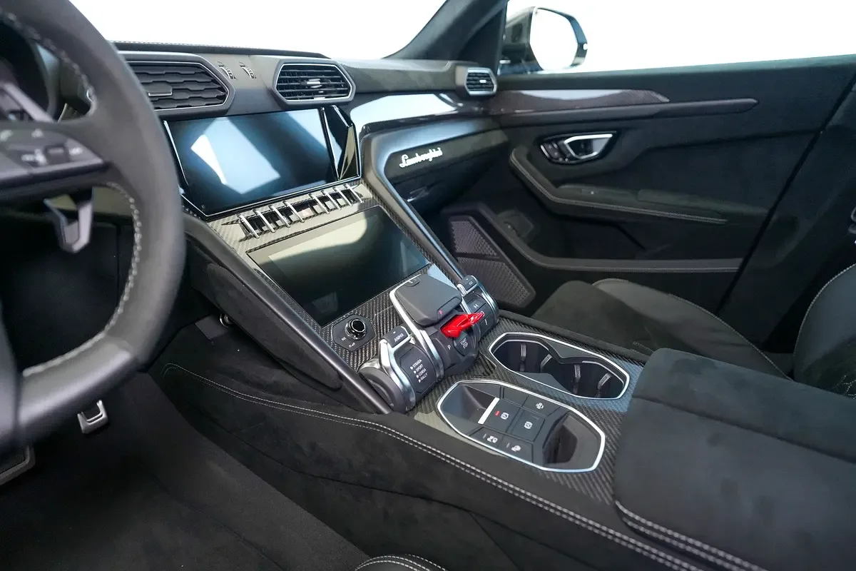 Lamborghini Urus 4.0 AT 4WD (666 حصان) - 8