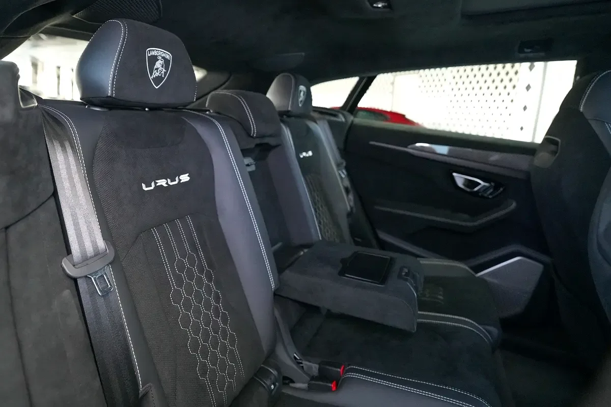Lamborghini Urus 4.0 AT 4WD (666 حصان) - 14