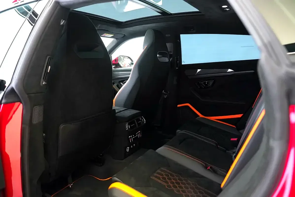 Lamborghini Urus 4.0 AT 4WD (666 hp) - 11