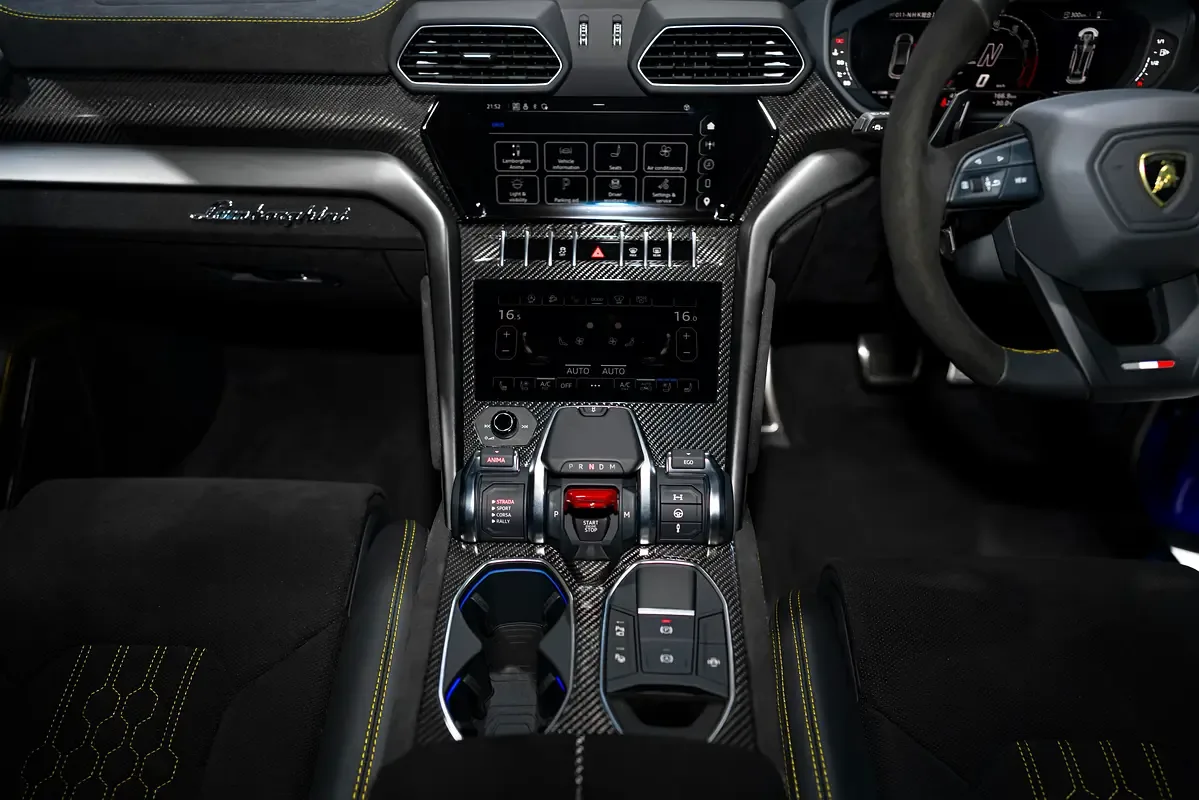 Lamborghini Urus 4.0 AT 4WD (666 حصان) - 17