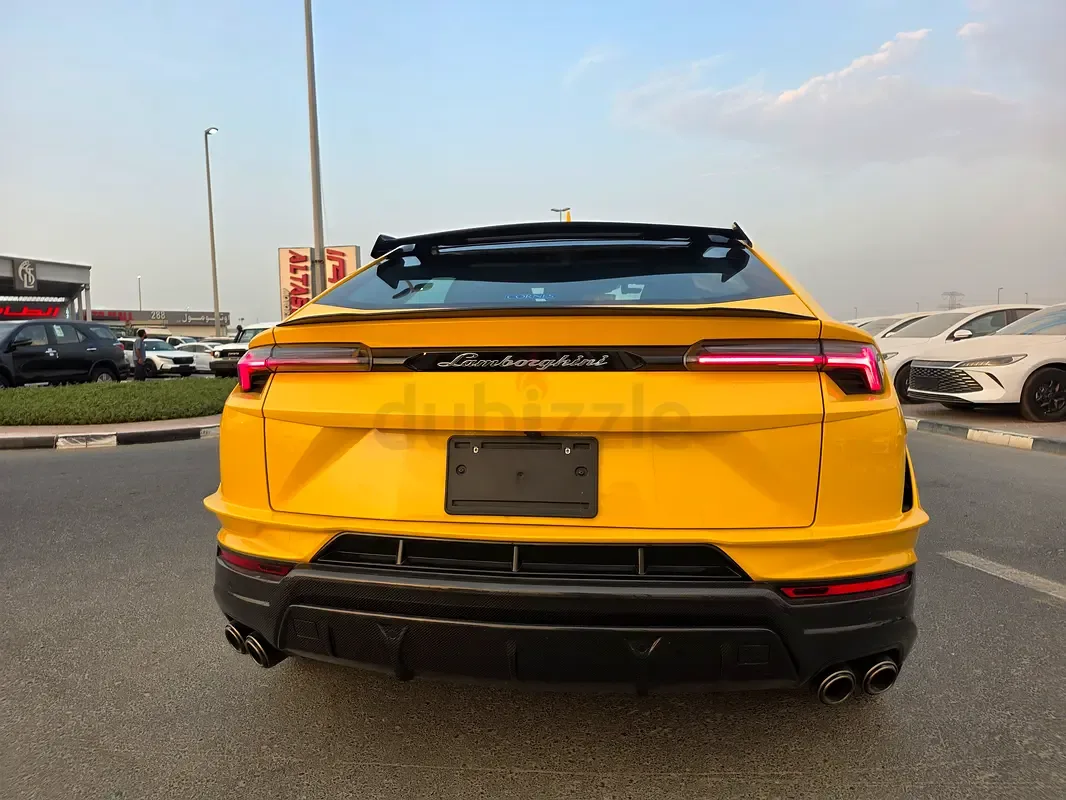 Lamborghini Urus 4.0 AT 4WD (666 حصان) - 4