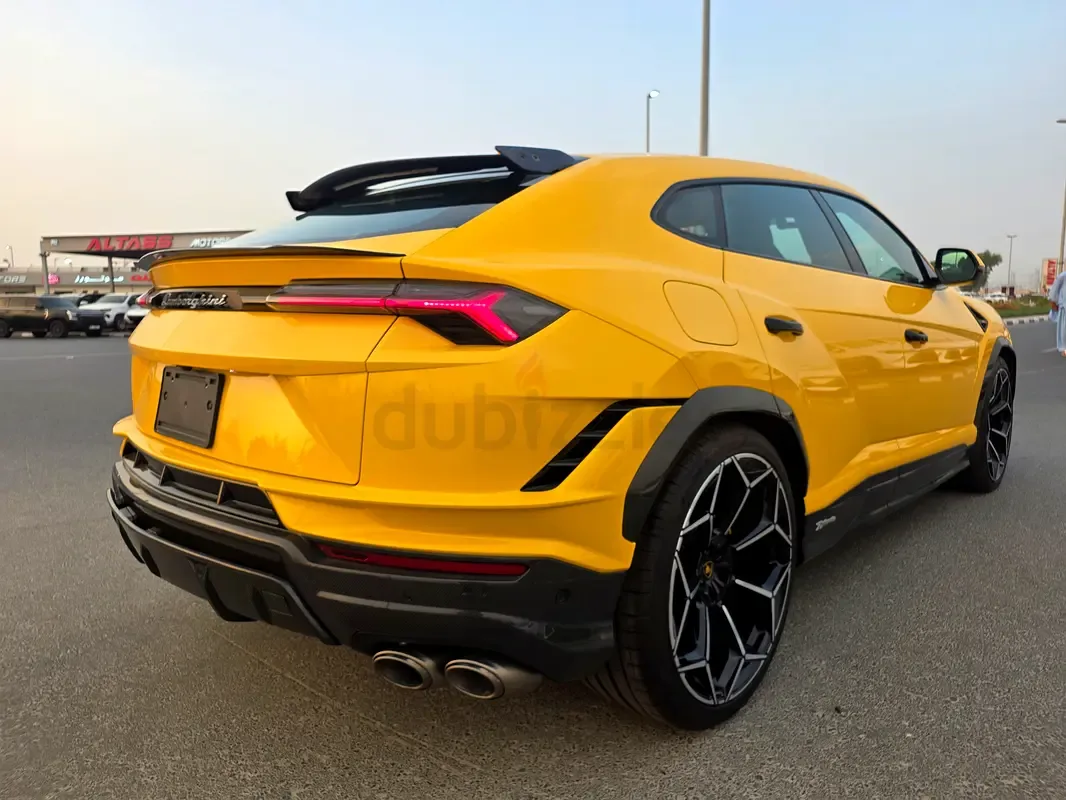 Lamborghini Urus 4.0 AT 4WD (666 حصان) - 3