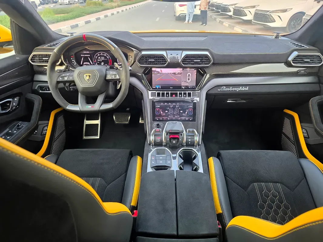 Lamborghini Urus 4.0 AT 4WD (666 حصان) - 10