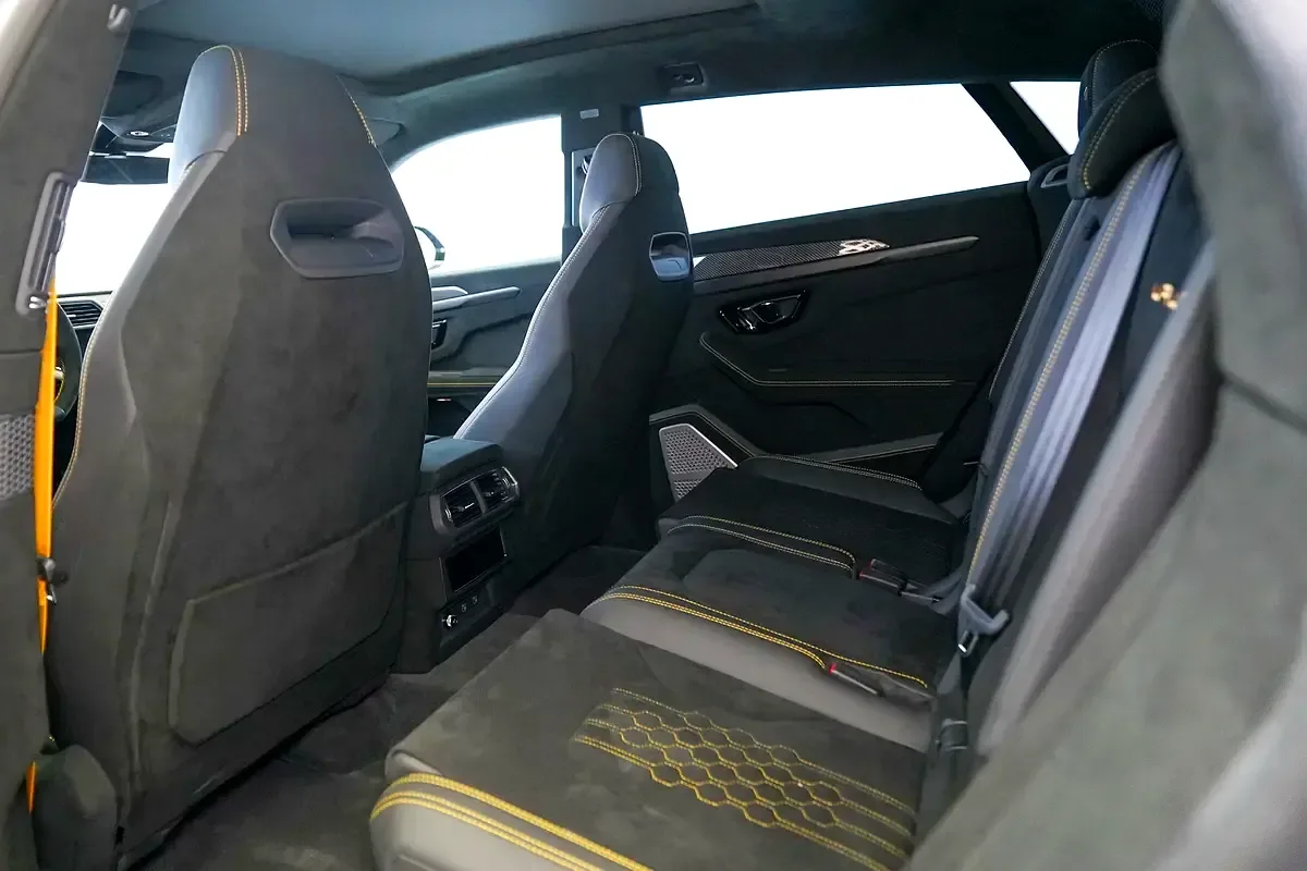 Lamborghini Urus 4.0 AT 4WD (666 حصان) - 9