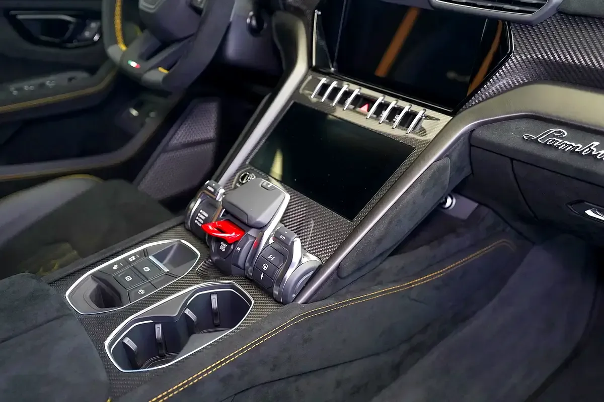 Lamborghini Urus 4.0 AT 4WD (666 حصان) - 13