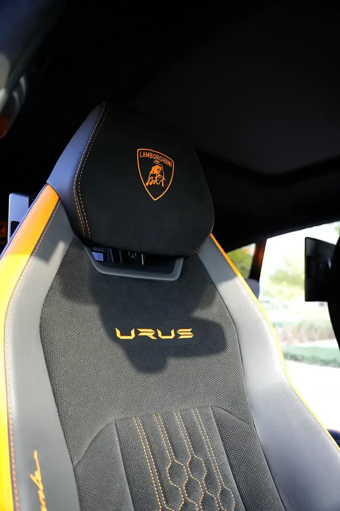 Lamborghini Urus 4.0 AT 4WD (666 hp) - 6