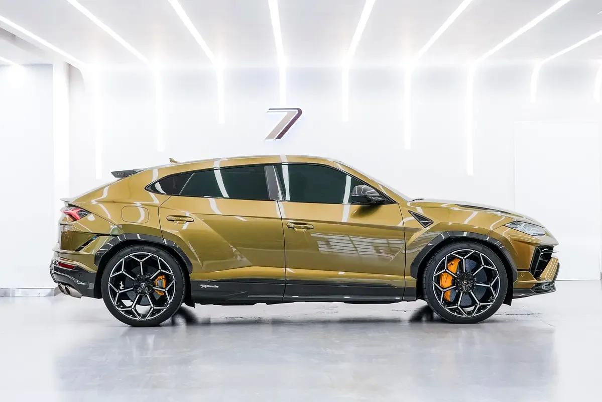 Lamborghini Urus 4.0 AT 4WD (666 hp) - 3