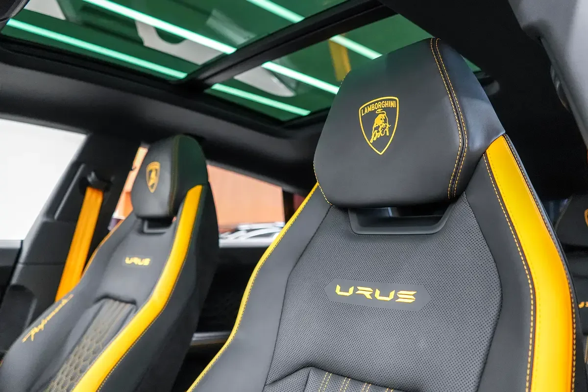 Lamborghini Urus 4.0 AT 4WD (666 hp) - 15