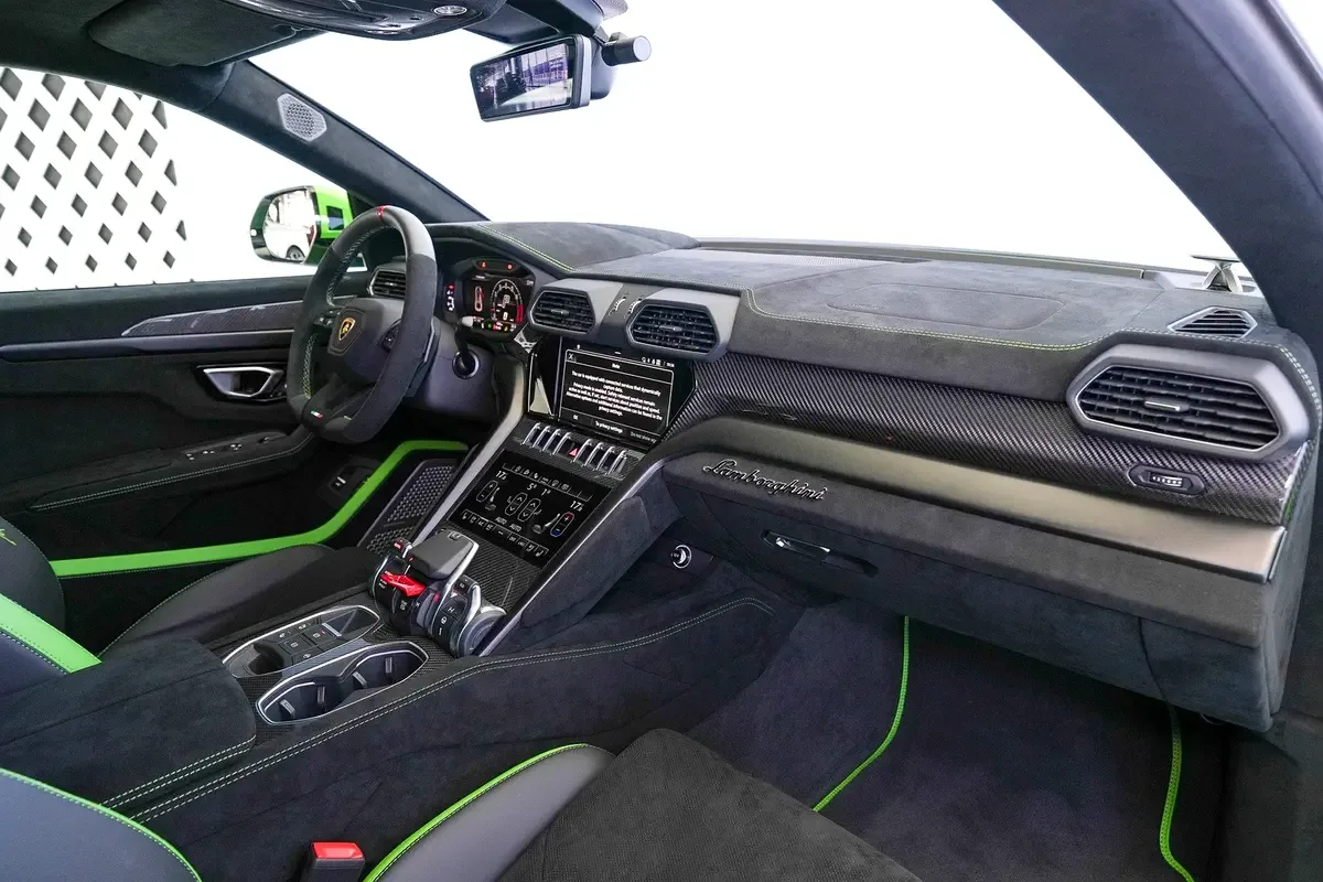 Lamborghini Urus 4.0 AT 4WD (666 حصان) - 18