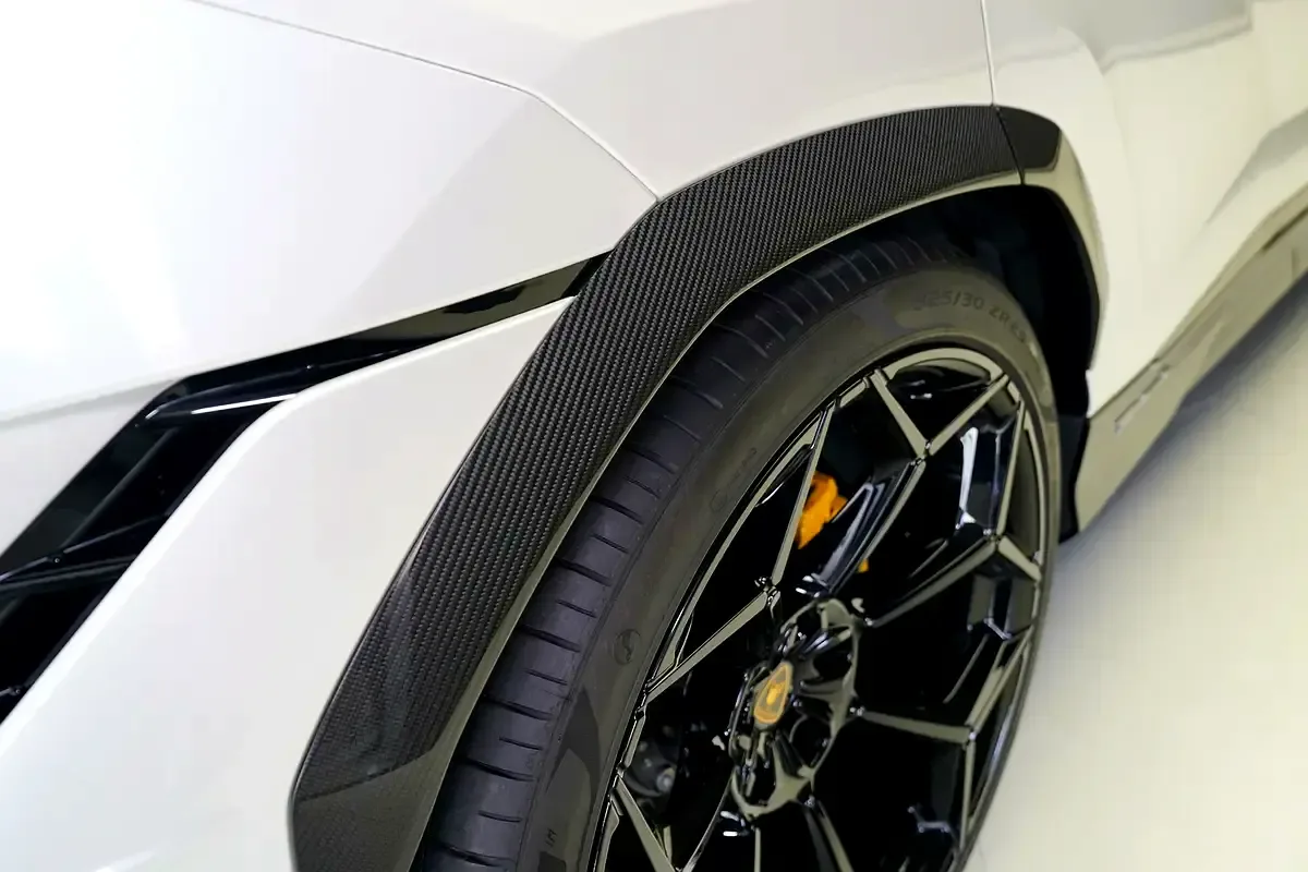 Lamborghini Urus 4.0 AT 4WD (666 حصان) - 17
