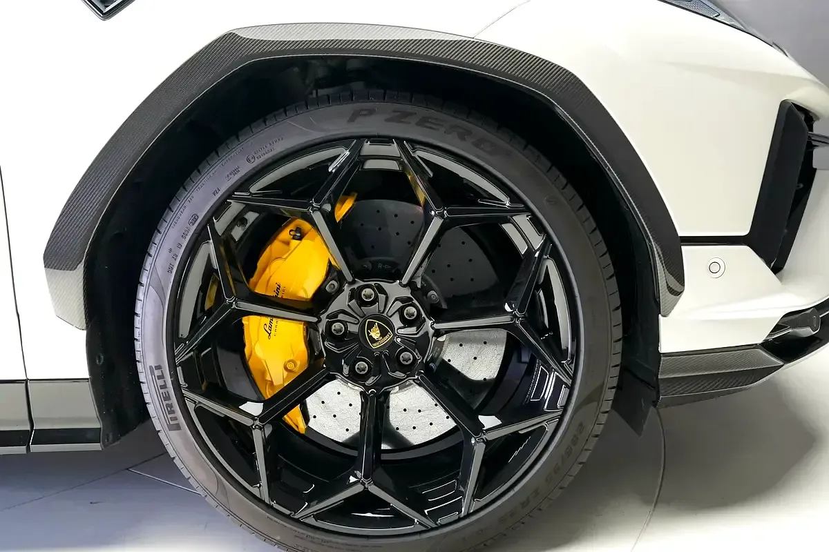Lamborghini Urus 4.0 AT 4WD (666 حصان) - 19