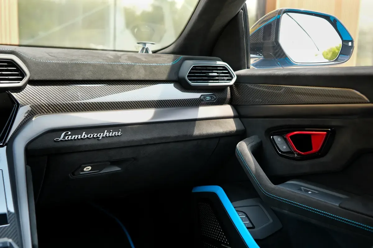 Lamborghini Urus 4.0 AT 4WD (666 حصان) - 14