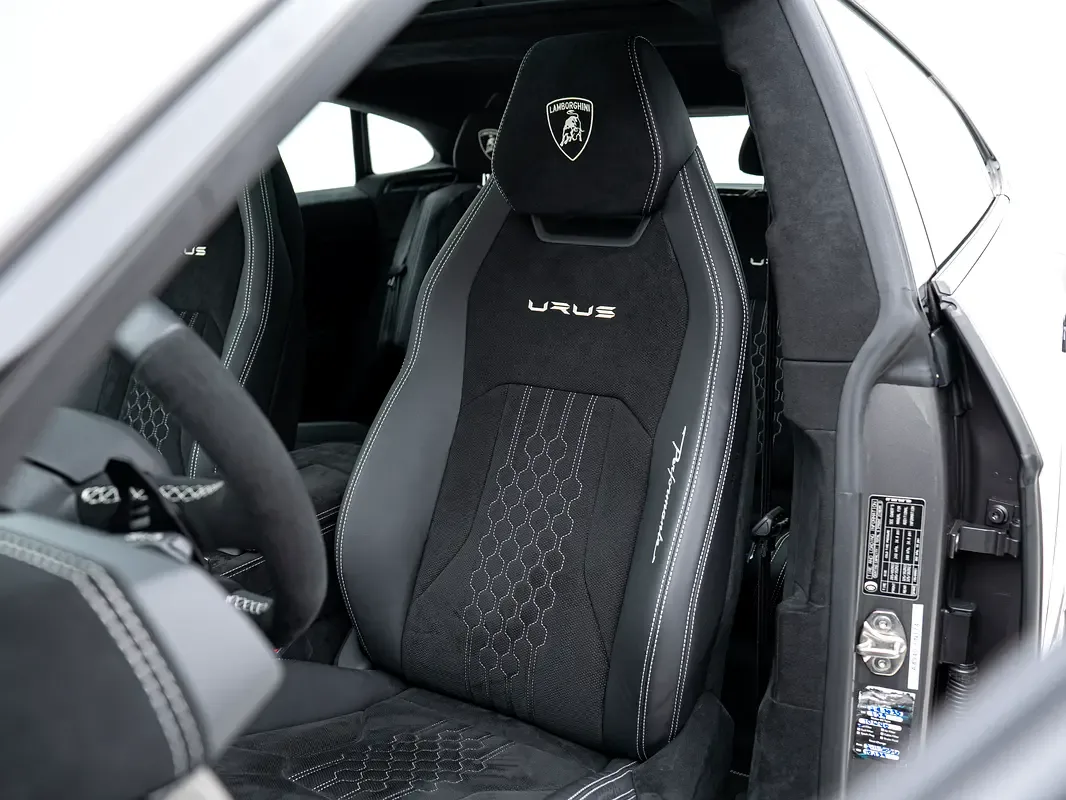 Lamborghini Urus 4.0 AT 4WD (666 hp) - 10