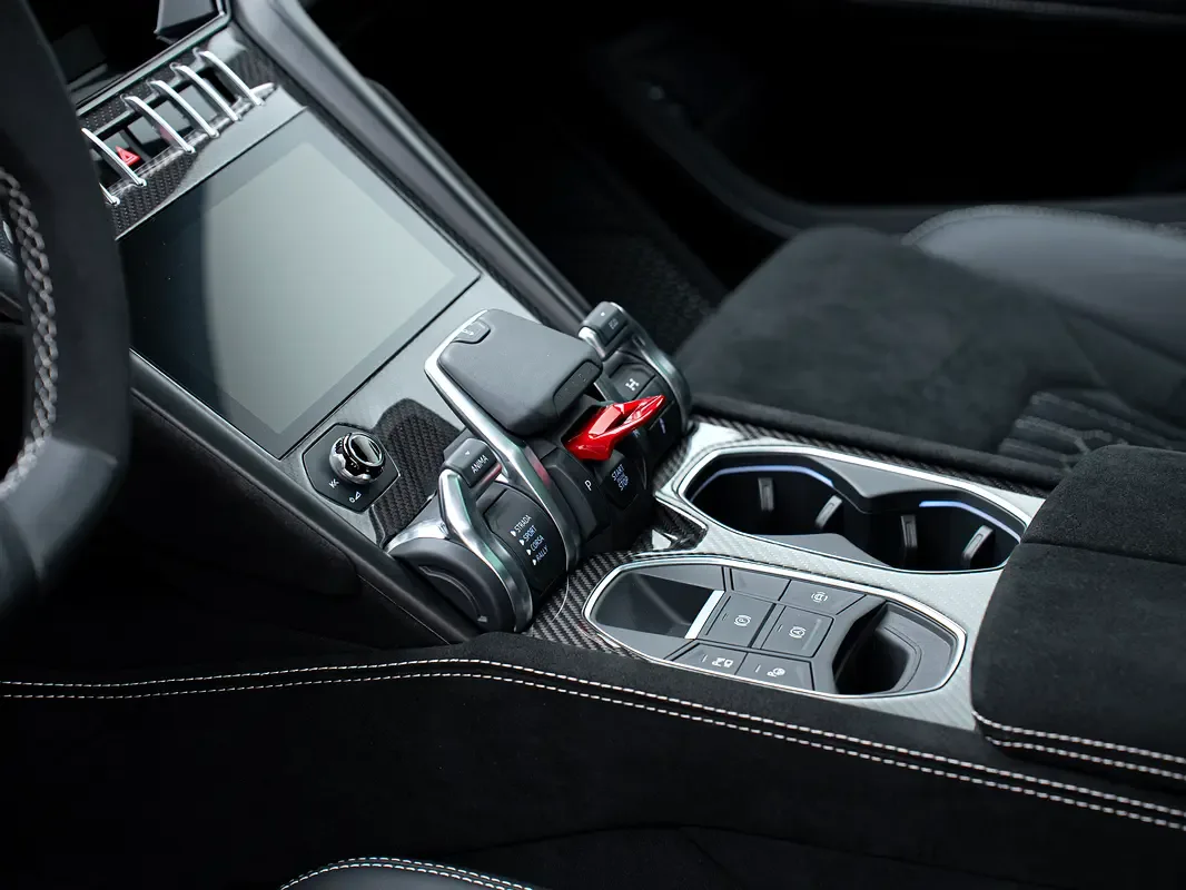 Lamborghini Urus 4.0 AT 4WD (666 hp) - 16