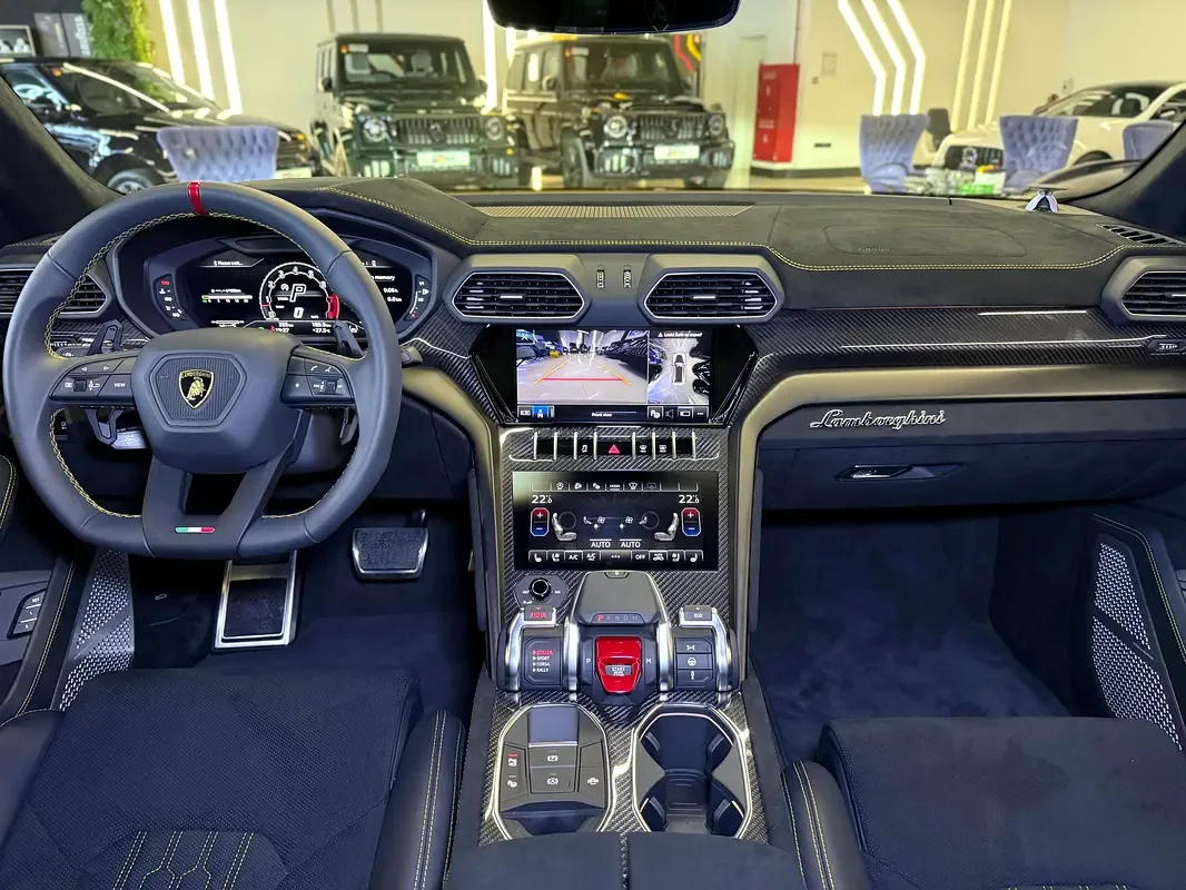 Lamborghini Urus 4.0 AT 4WD (666 hp) - 11