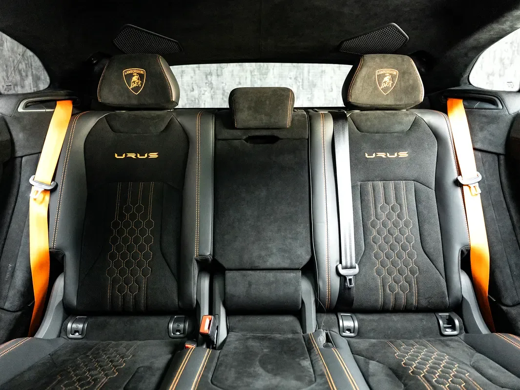 Lamborghini Urus 4.0 AT 4WD (666 hp) - 17