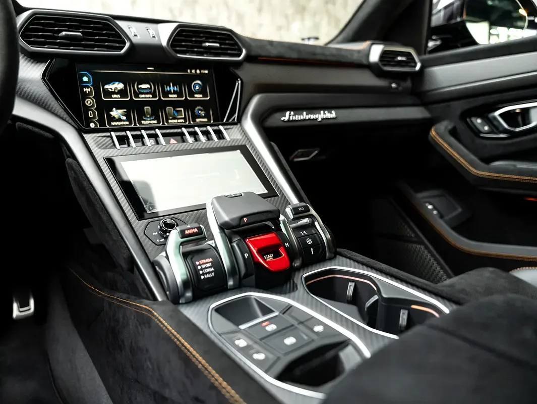 Lamborghini Urus 4.0 AT 4WD (666 hp) - 15