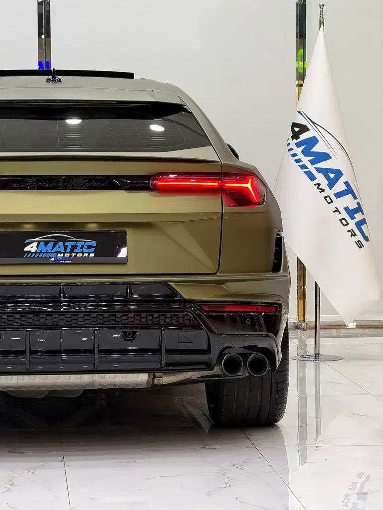 Lamborghini Urus 4.0 AT AWD (650 حصان) - 10