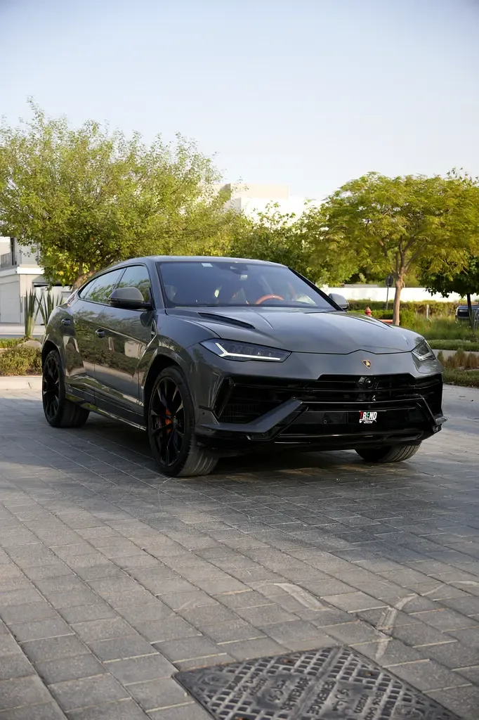 Lamborghini Urus 4.0 AT AWD (650 hp)