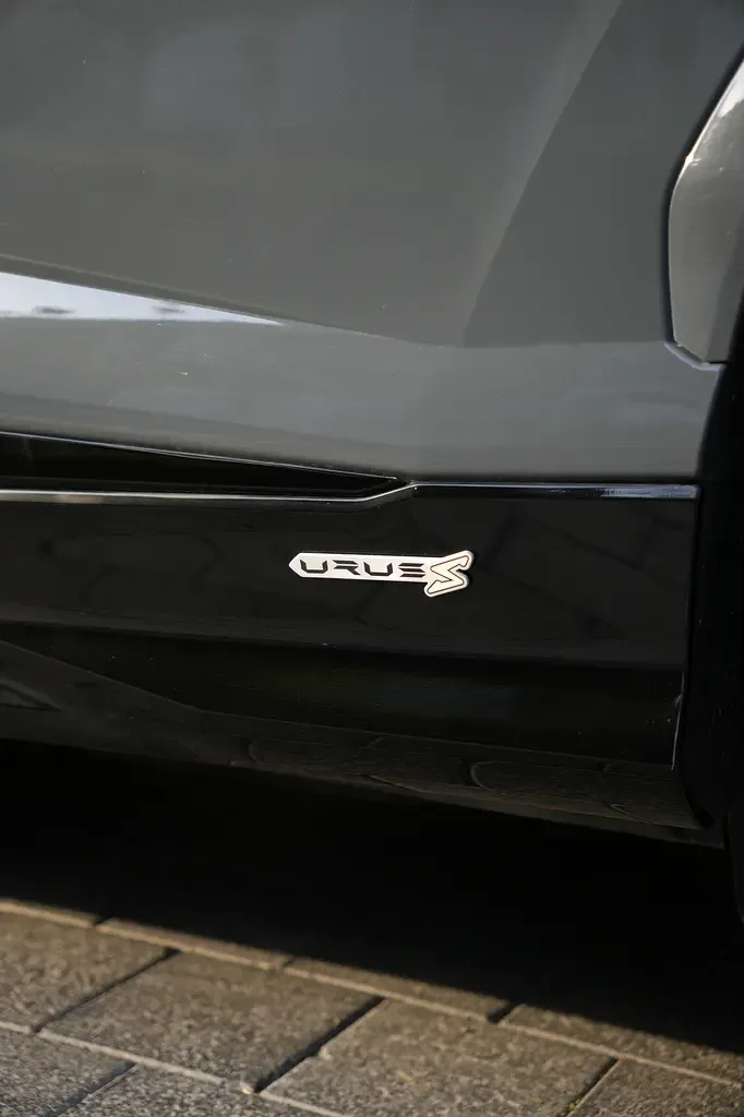 Lamborghini Urus 4.0 AT AWD (650 حصان) - 13