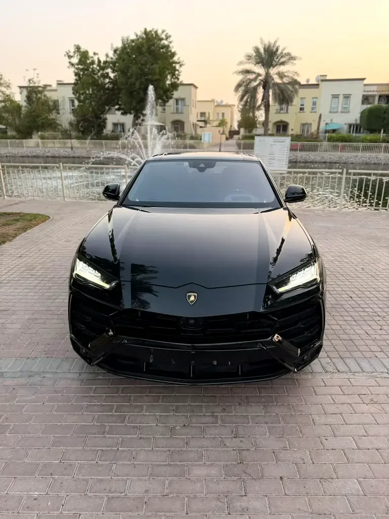 Lamborghini Urus 4.0 AT AWD (650 حصان) - 2