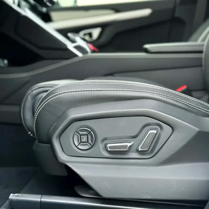 Lamborghini Urus 4.0 AT AWD (650 حصان) - 8