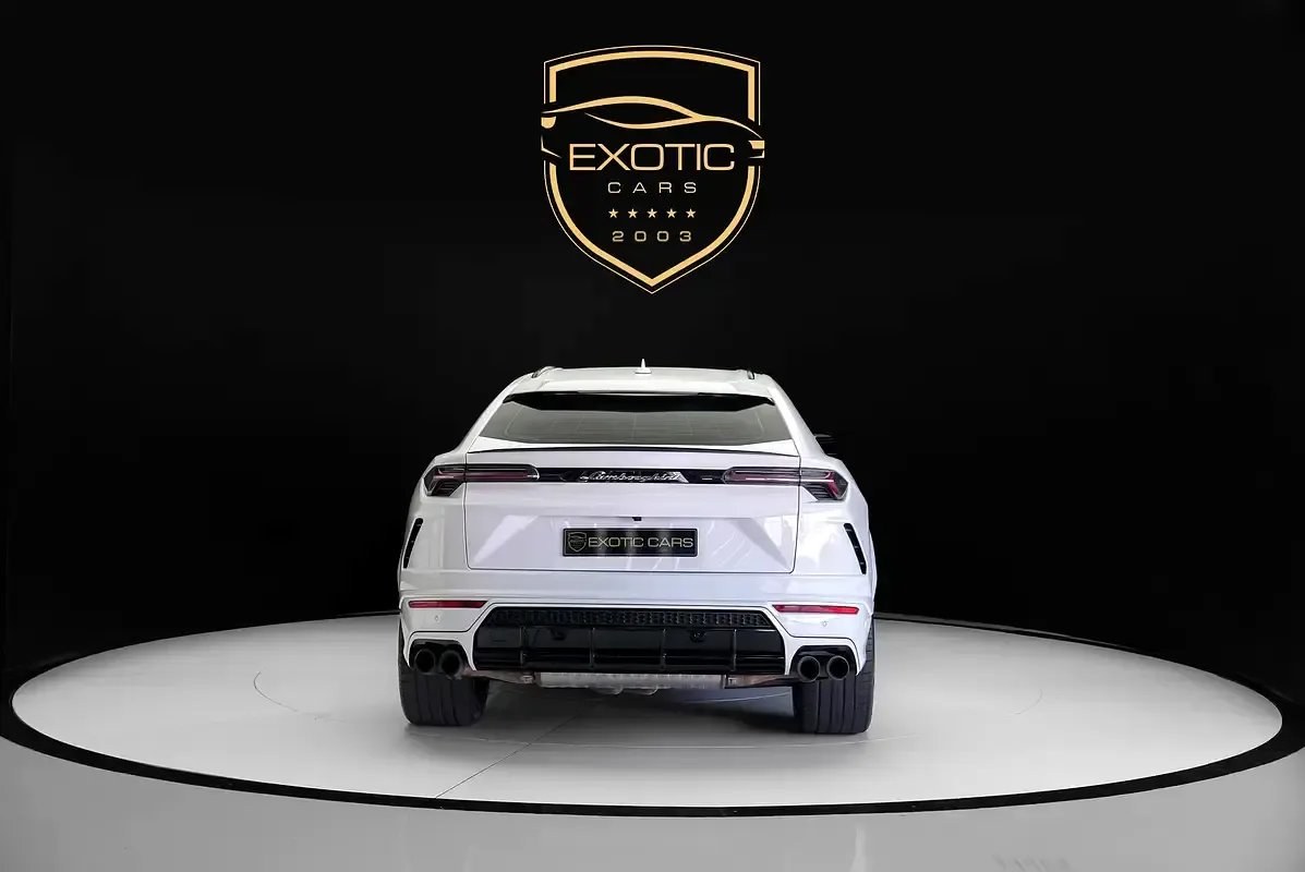 Lamborghini Urus 4.0 AT AWD (650 hp) - 2