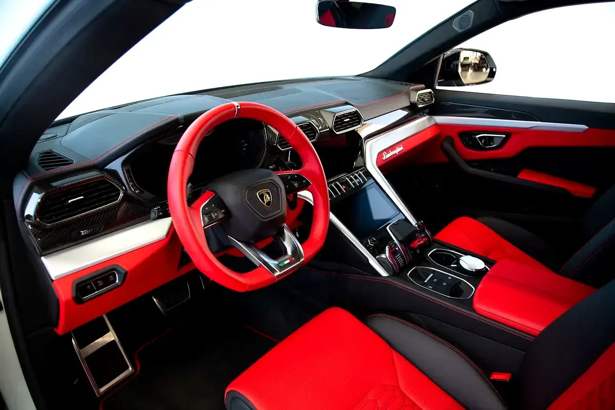 Lamborghini Urus 4.0 AT AWD (650 hp) - 7