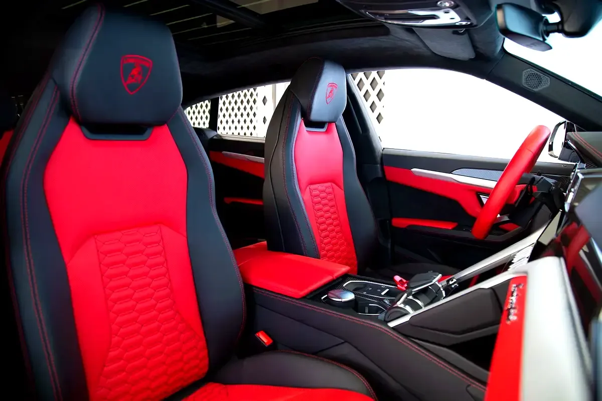 Lamborghini Urus 4.0 AT AWD (650 hp) - 18