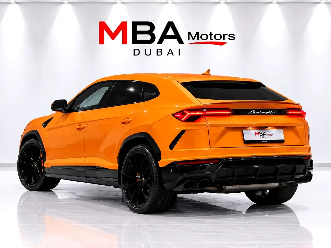 Lamborghini Urus 4.0 AT AWD (650 hp) - 2