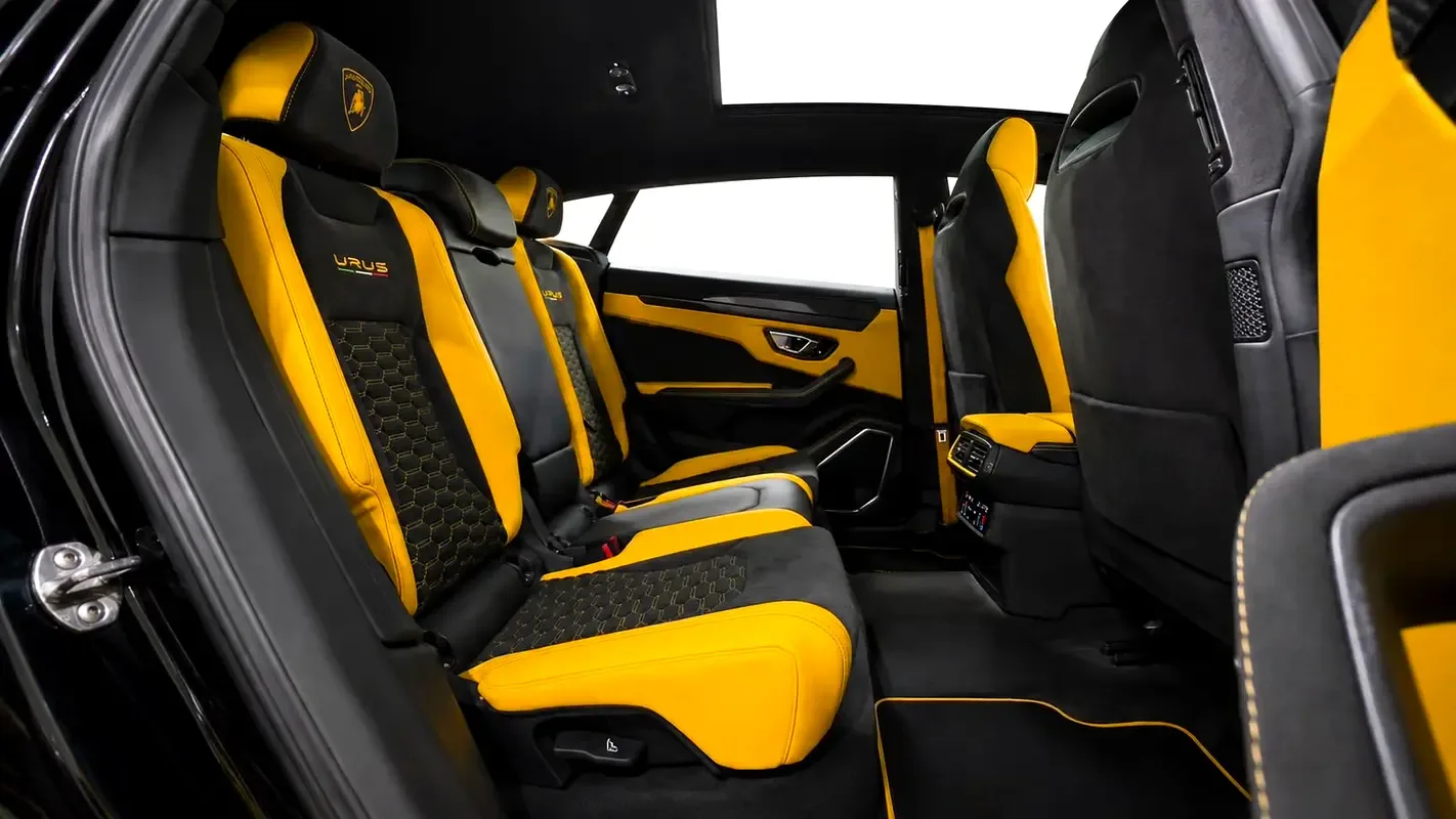 Lamborghini Urus 4.0 AT AWD (650 حصان) - 10
