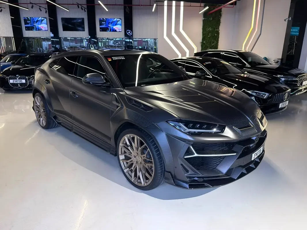 Lamborghini Urus 4.0 AT AWD (650 hp) - 4