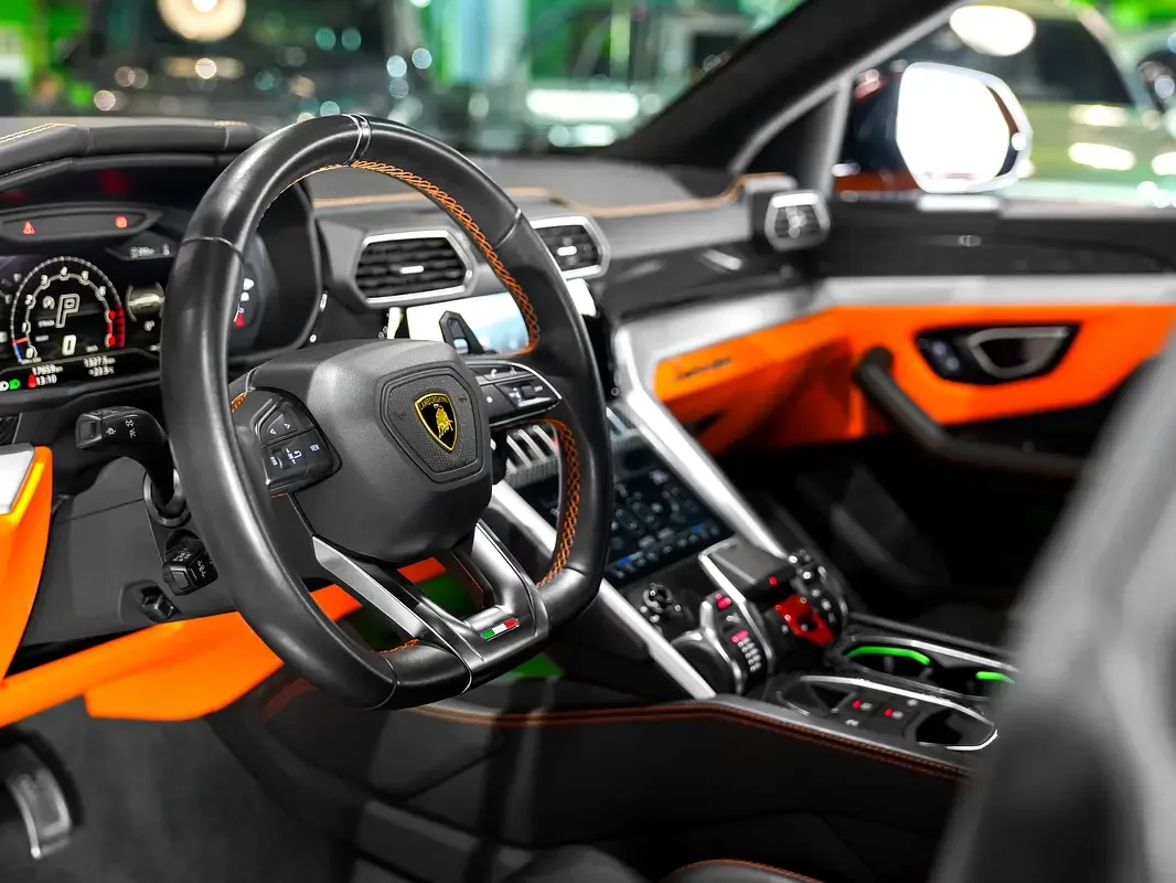 Lamborghini Urus 4.0 AT AWD (650 hp) - 8