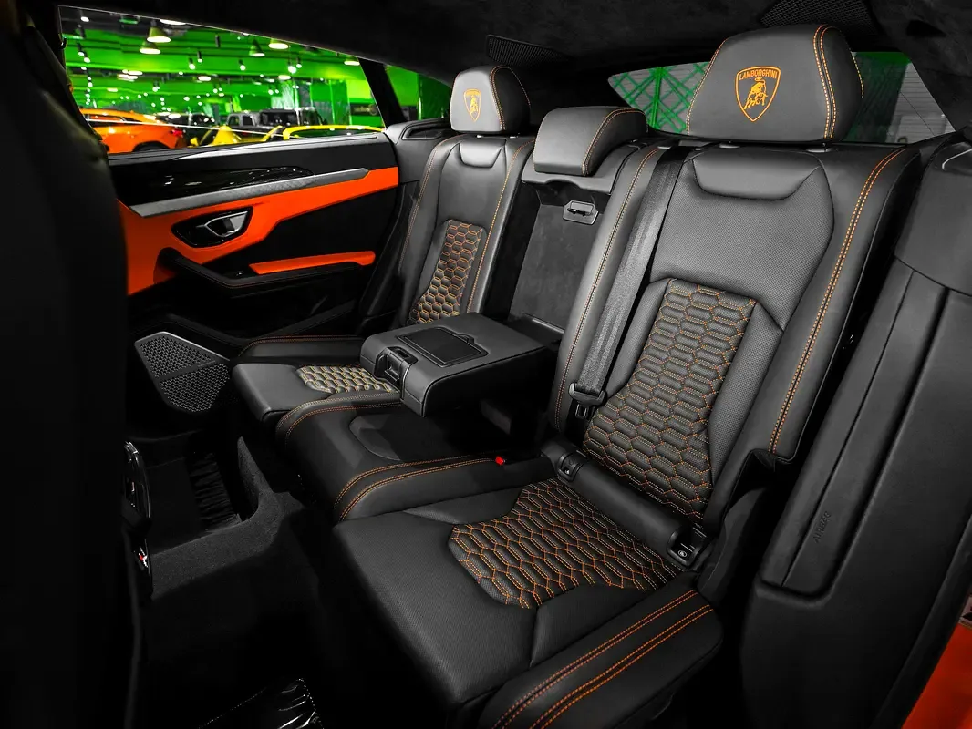 Lamborghini Urus 4.0 AT AWD (650 hp) - 13