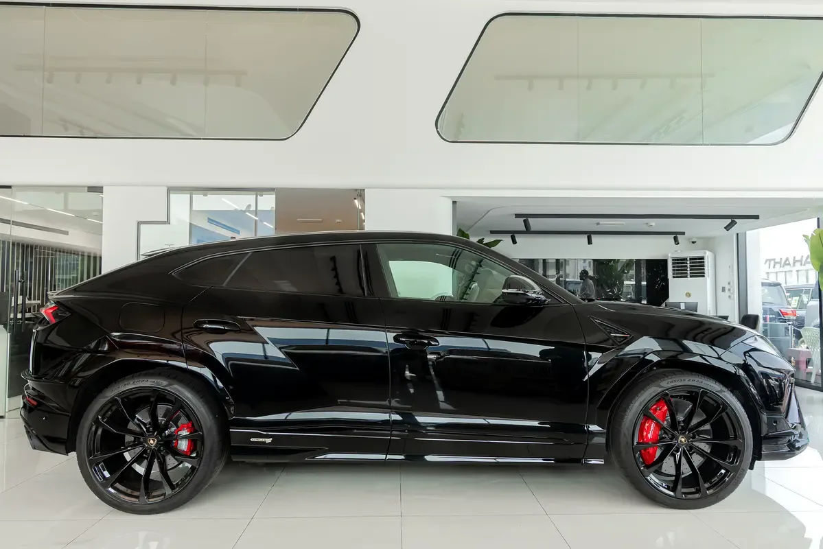 Lamborghini Urus 4.0 AT AWD (666 hp) - 7
