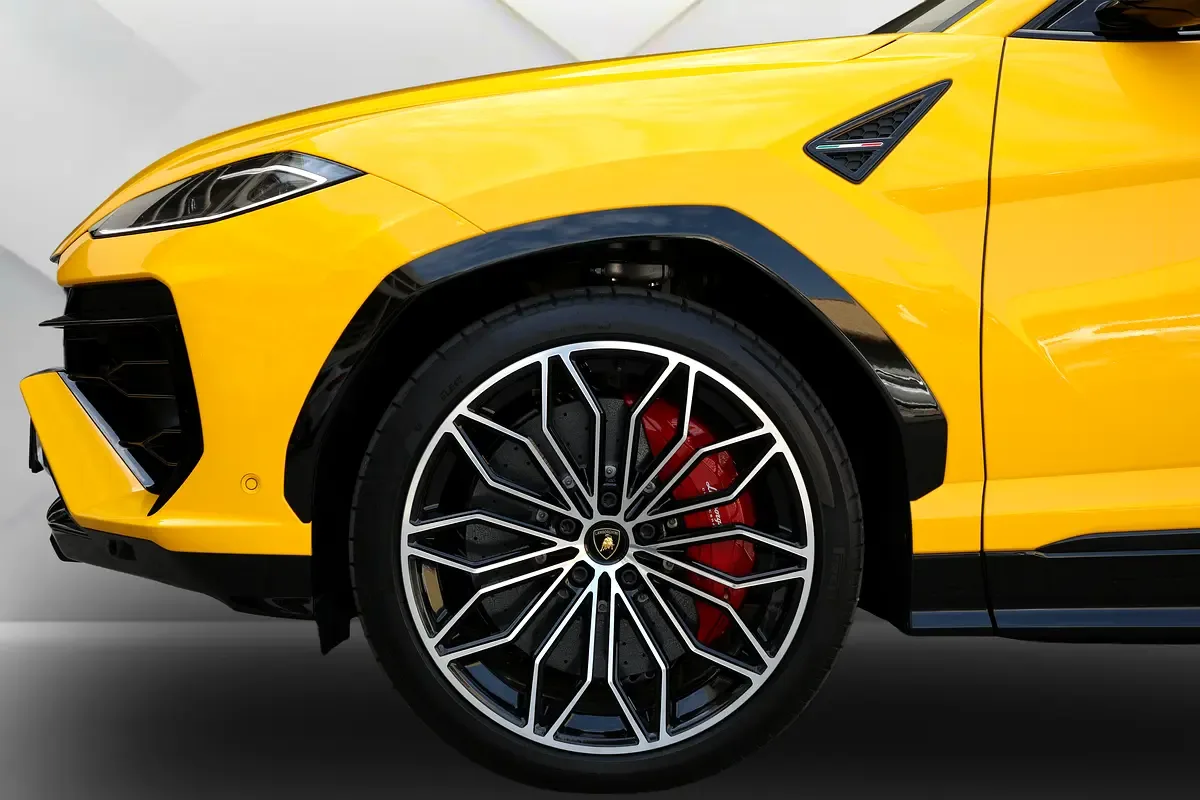 Lamborghini Urus 4.0 AT AWD (666 hp) - 7