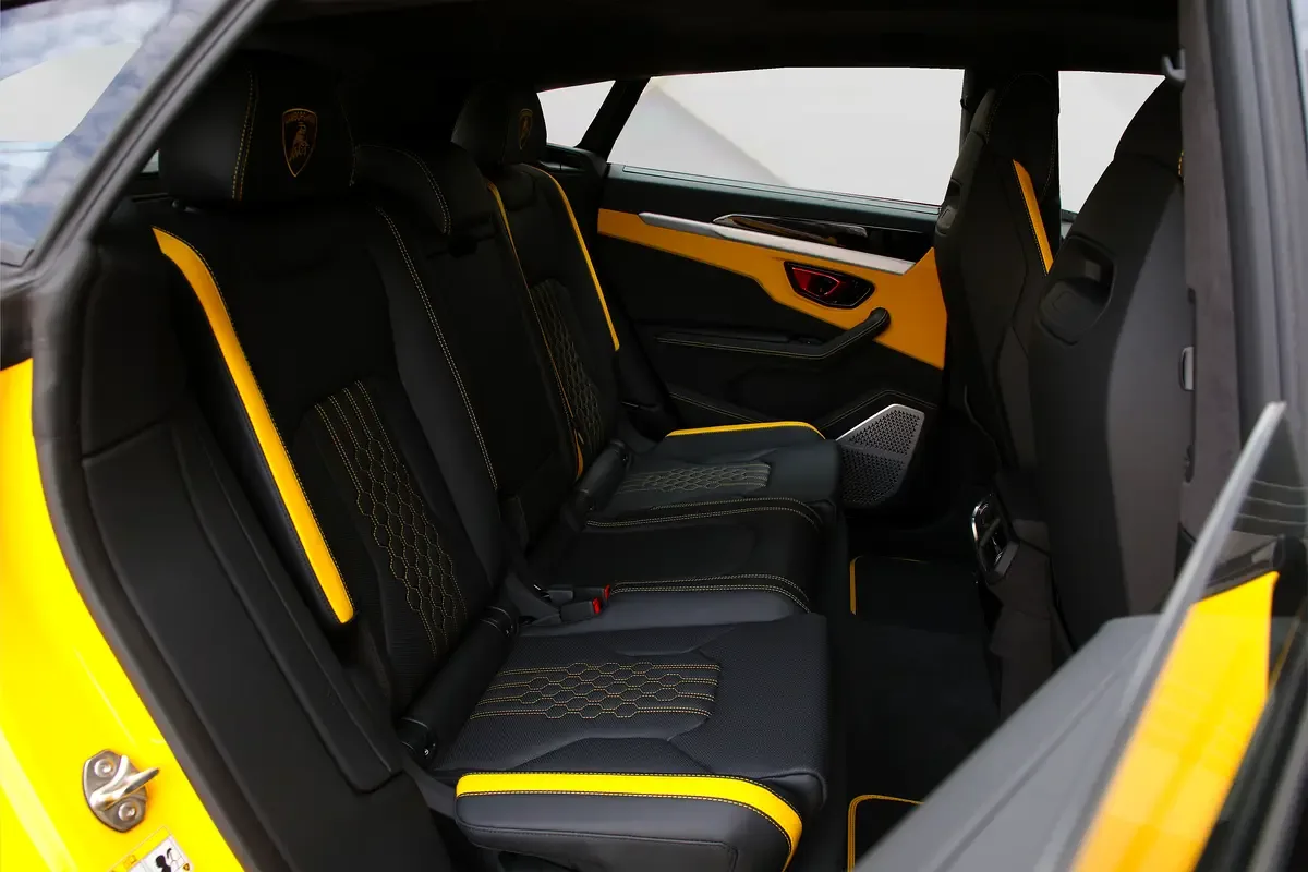 Lamborghini Urus 4.0 AT AWD (666 hp) - 19