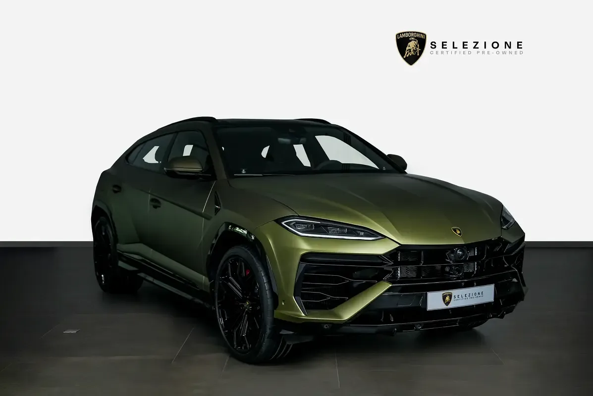 Lamborghini Urus 4.0 AT AWD (666 hp)