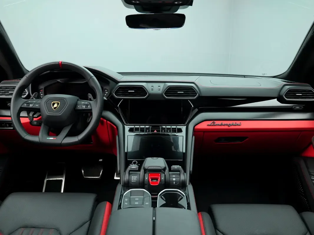 Lamborghini Urus 4.0 AT AWD (666 حصان) - 11