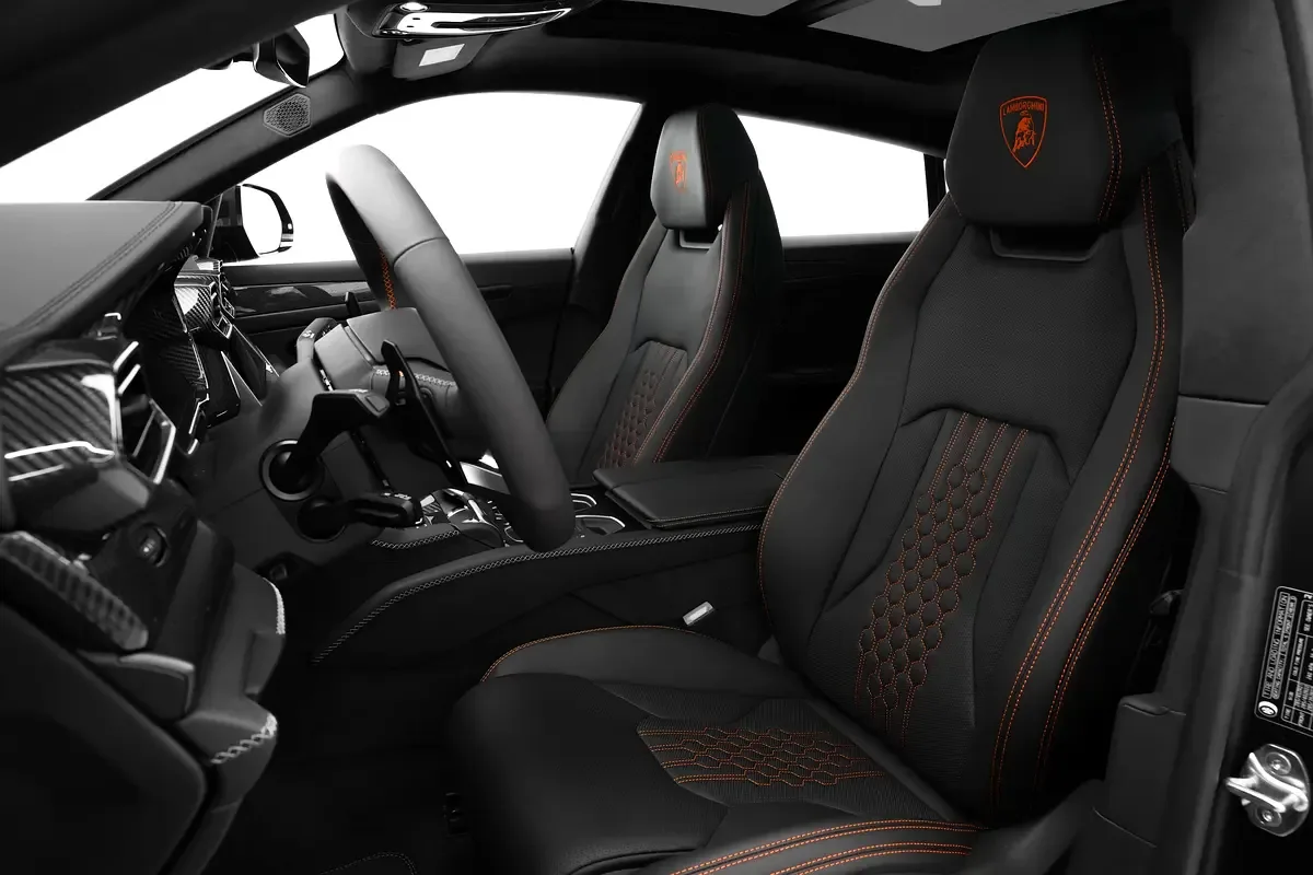 Lamborghini Urus 4.0 AT AWD (666 حصان) - 8