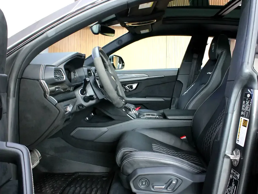 Lamborghini Urus 4.0 AT AWD (666 حصان) - 11