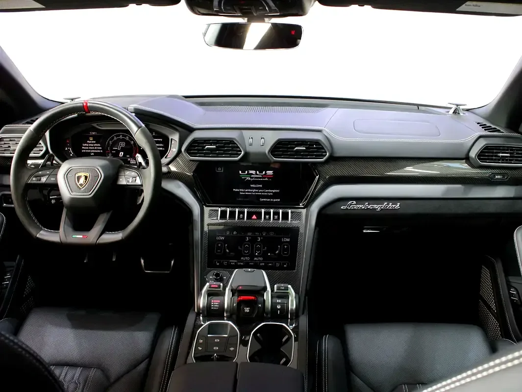 Lamborghini Urus 4.0 AT AWD (666 حصان) - 15