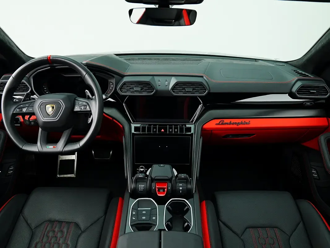 Lamborghini Urus 4.0 AT AWD (666 hp) - 10