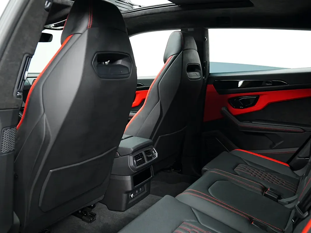Lamborghini Urus 4.0 AT AWD (666 hp) - 14